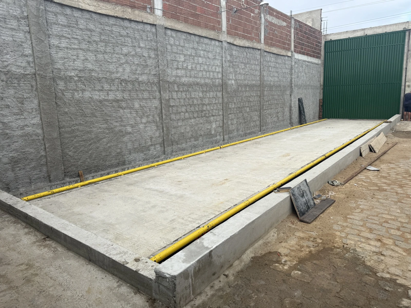 Guardarraíl de protección lateral